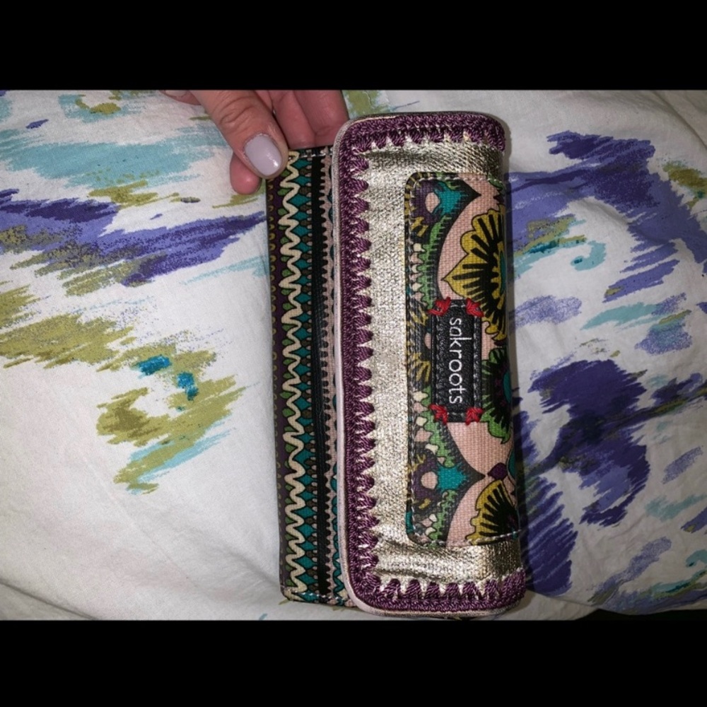 Sakroots wallet